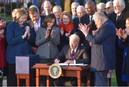 Biden signs Bipartisan Infrastructure Law